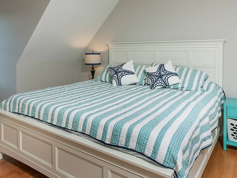 8 Ocean Breeze — Photo 11