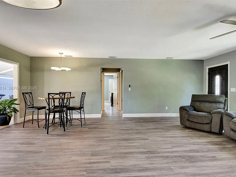 781 Little Pine Dr — Photo 7