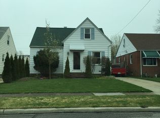379 E 322nd St, Willowick, OH 44095