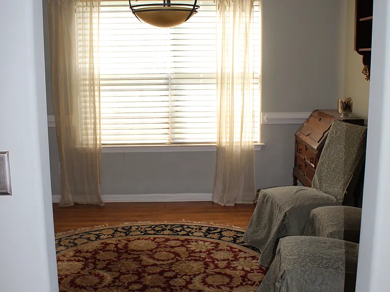 1740 Bernstein Dr — Photo 35