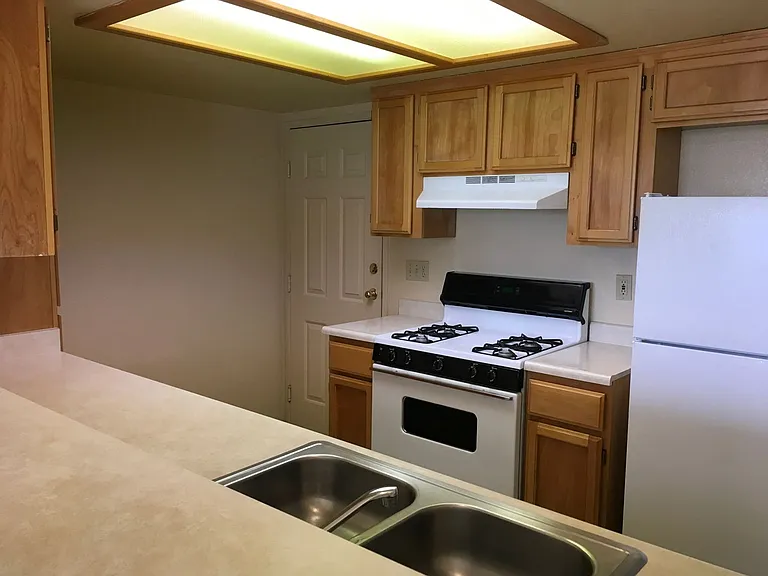 4200 Stonewalk Ct — Photo 13