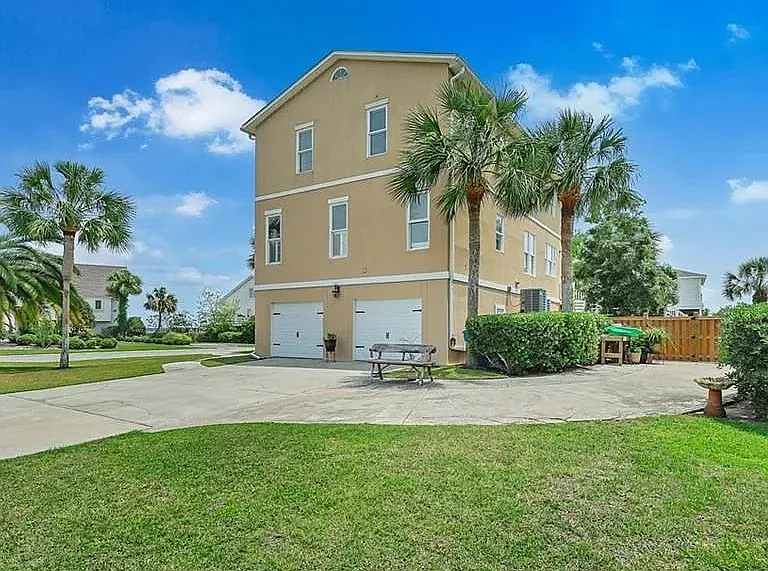 5021 Riverside Dr — Photo 5