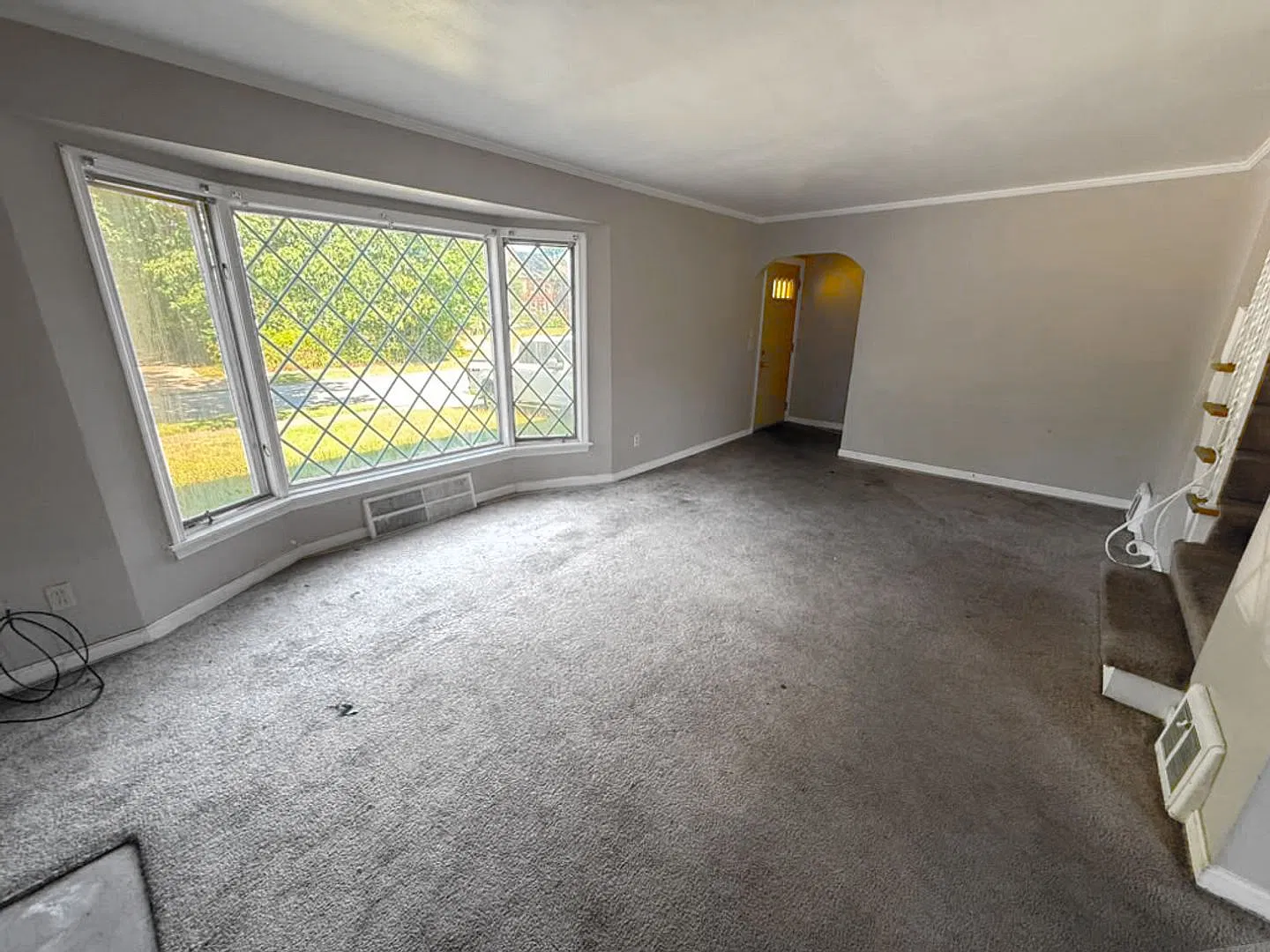 2-Bed, 1 Bath Beautiful Single- Family Home In Cleveland Heights! — Photo 4