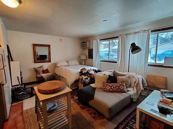 3rd image of 2536 Lyndale Ave S #103