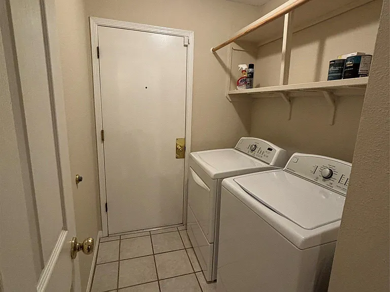 4500 Abelia Dr — Photo 28