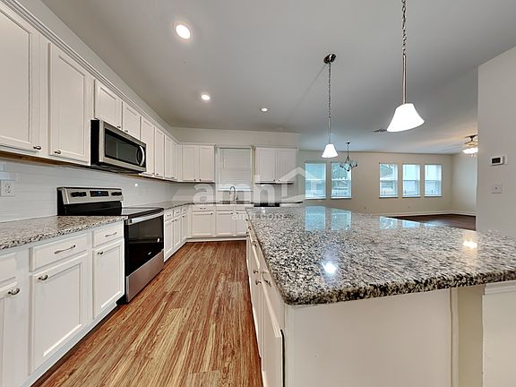 3rd image of 2816 Wilder Meadows Ln