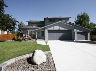 9395 W 74th Ave, Arvada, CO 80005