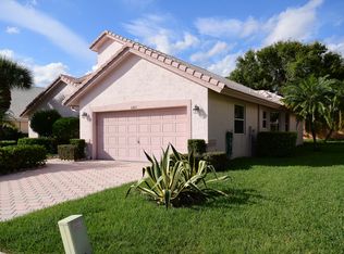 6865 Sun River Rd, Boynton Beach, FL 33437