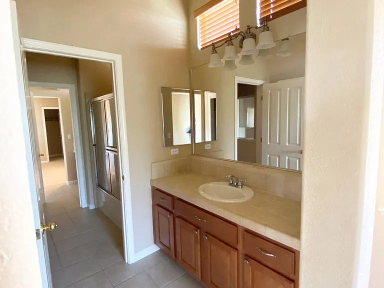 1581 Bella Cir — Photo 23