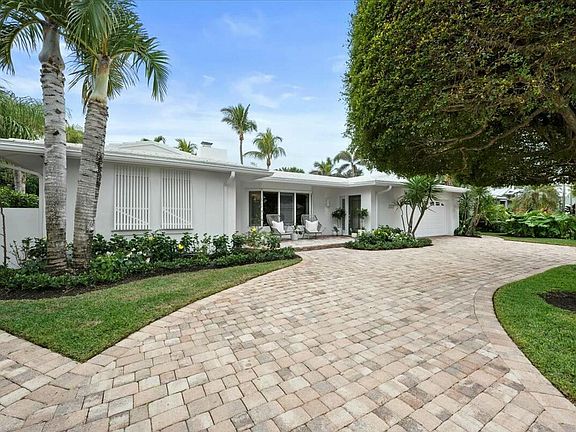 2nd image of 232 Cove Pl