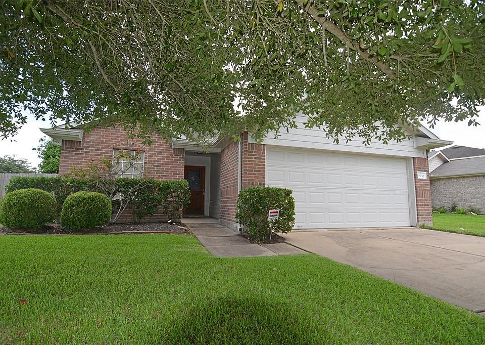 1st image of 7930 Crescent Village Ln