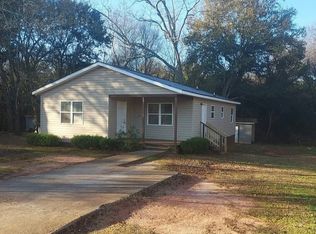 106 Tom Hall Cir, Americus, GA 31719
