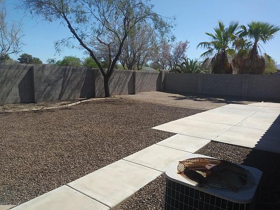 5th image of 10822 E Forge Cir