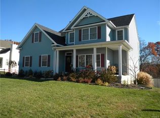 62 S Field Fls, Monroe, NY 10950