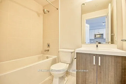7895 Jane St #310 — Photo 11