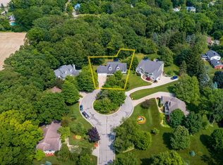 264 Oakwood Ct, Ionia, MI 48846