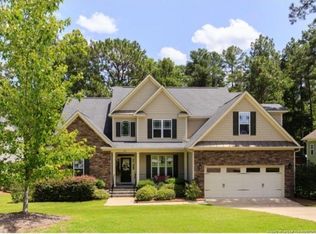 132 Heather Brook Cir, Spring Lake, NC 28390