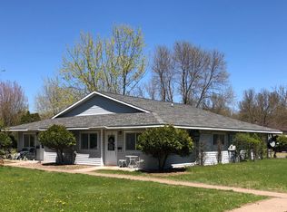 1909 2nd Ave NE #4, Menomonie, WI 54751