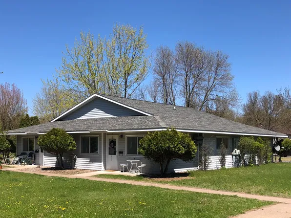 1812 NE 2nd Ave N #1, Menomonie, WI 54751