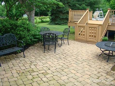 5th image of 10729 Concord Dr