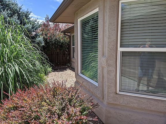 Front landscaping