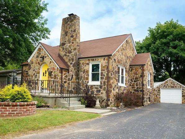 2022 W Scott Street, Springfield, MO 65802