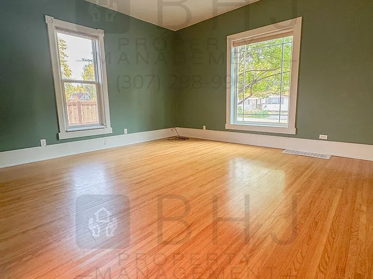 432 W Brundage St — Photo 4