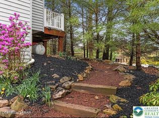 109 Laurelwoods Dr, Lake Harmony, PA 18624