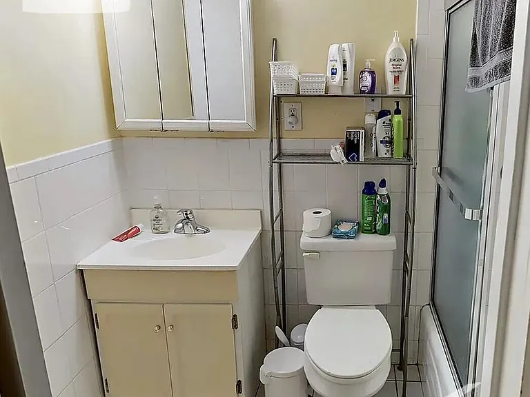 12 Dean Rd #1E — Photo 5