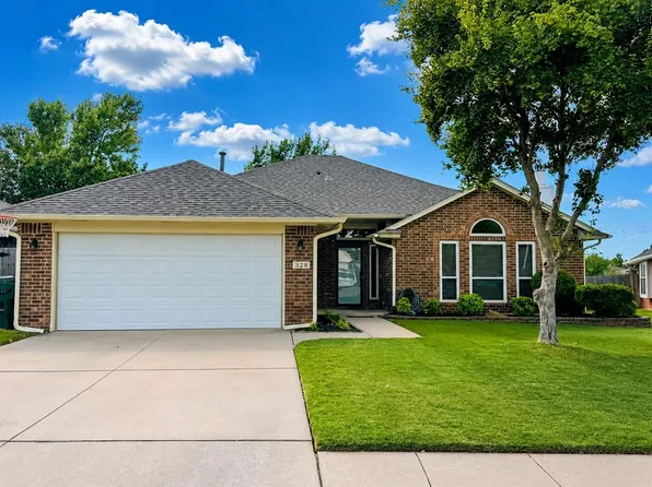 328 Waterfront Dr, Norman, OK 73071
