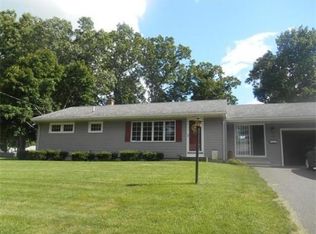 137 Champagne Ave, Chicopee, MA 01013