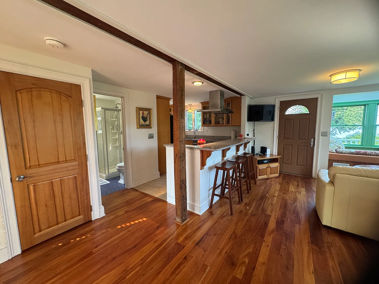 2 bed, $2,500 — Photo 4