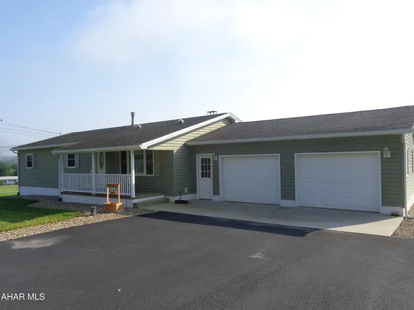 307 Klein Dr, Hollidaysburg, PA 16648