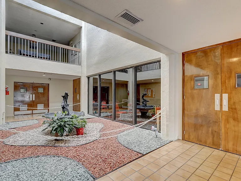 6751 N University Dr #302 — Photo 39