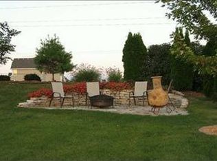 15602 Ridgemont Dr, Urbandale, IA 50323