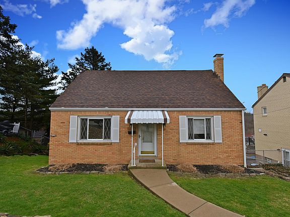 Brookline/Overbrook Area near Carmalt School. Three bedroom Three bath Single family home with off/street parking.