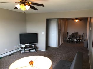 1307 Modaff Rd, Naperville, IL 60565