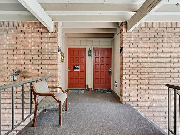 2nd image of 2803 Rio Branco St APT 202J