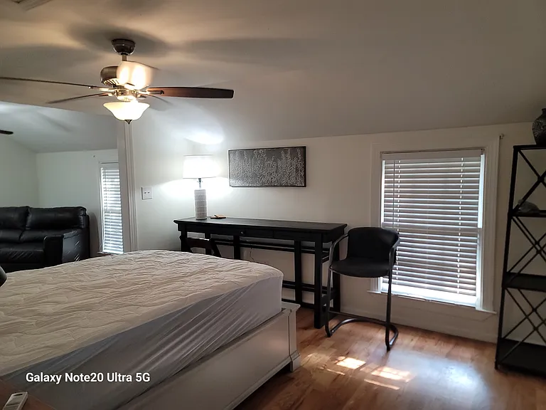 2107 Madison Ave — Photo 23