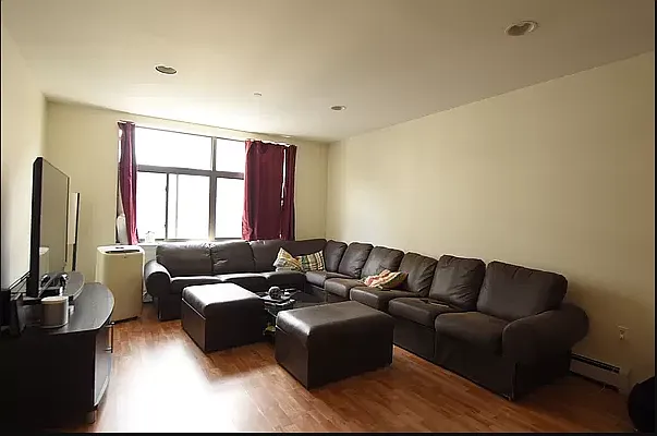 Rented by REAL New York | media 12