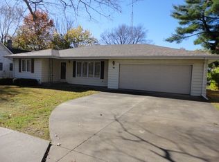 1017 8th Ave, Wellman, IA 52356