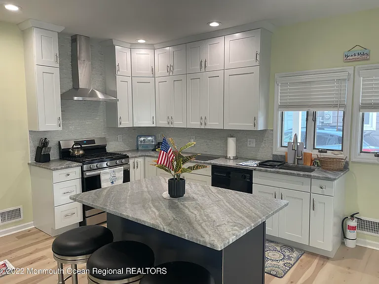 68 E Pacific Way — Photo 5