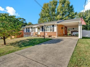 509 Holiday Rd, Vinton, VA 24179