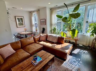 1944 W Thomas St #2, Chicago, IL 60622