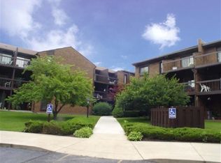 2929 Sunnyside Dr #341C, Rockford, IL 61114