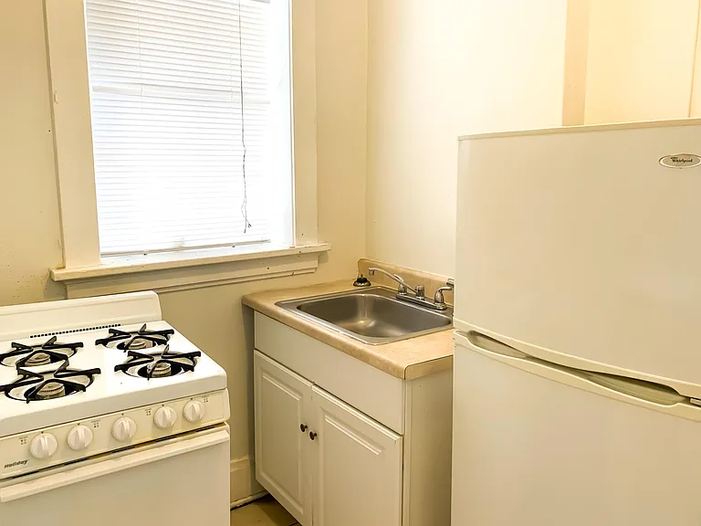 1260 N Pennsylvania St #22 — Photo 7