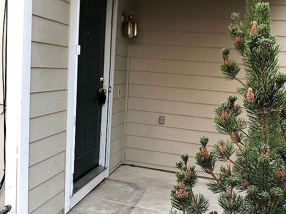 Front from side walkway