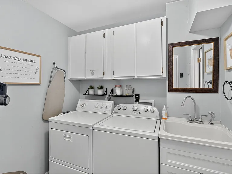 436 Olympia Dr — Photo 8