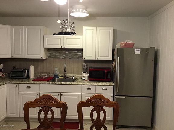 5th image of 11B Cedar St