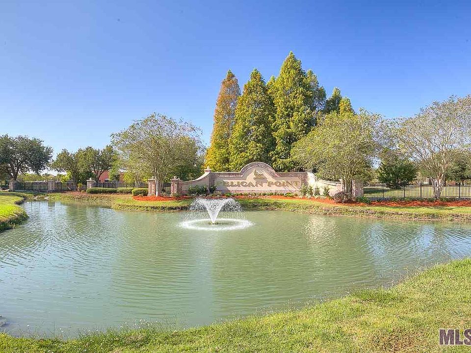 2nd image of 40204 River Winds Ct